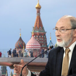 До Москвы не дойдет: почему в Крыму выпал дождь с песком, объяснил Вильфанд