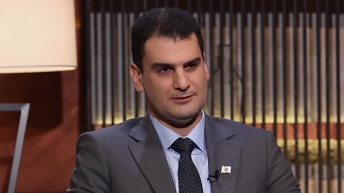 Мэр Еревана заявил об уходе в отставку