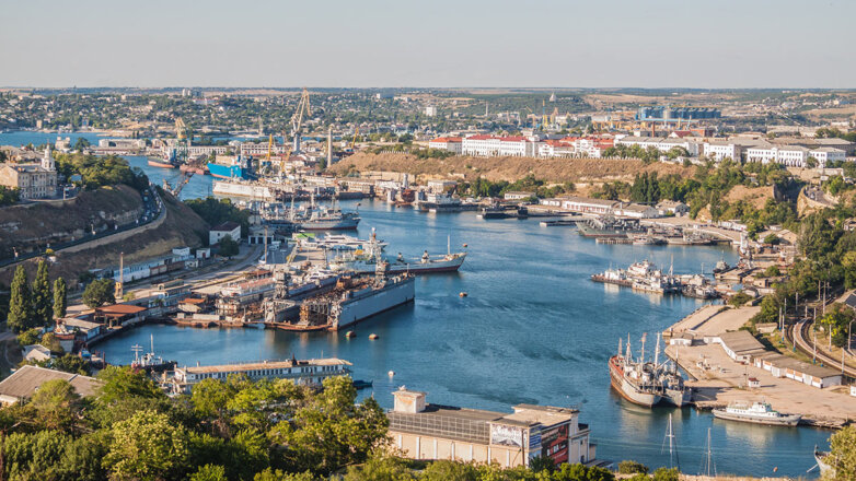 В Севастополе остановили морское движение