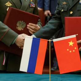Около 20 переговоров с военным руководством стран провело Минобороны России