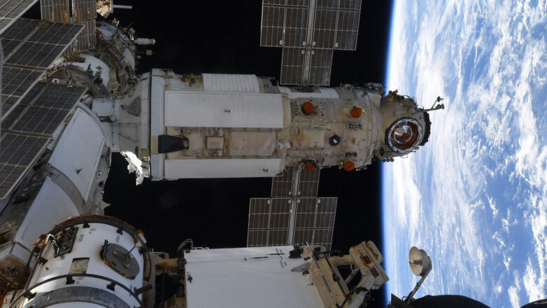 Российские космонавты несколько раз выйдут в открытый космос весной и летом