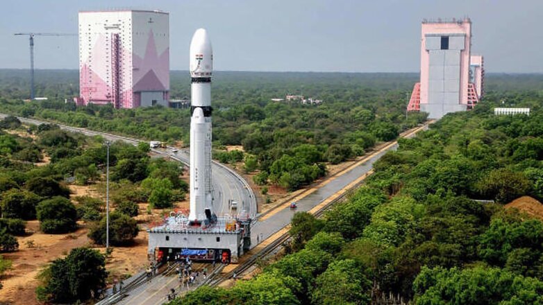 Индия запустила ракету с 36 спутниками связи OneWeb для обеспечения мира интернетом