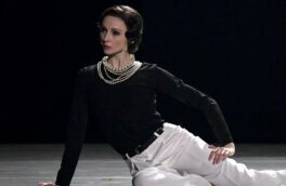 Балерина Светлана Захарова исполнит роль Коко Шанель на сцене Большого театра
