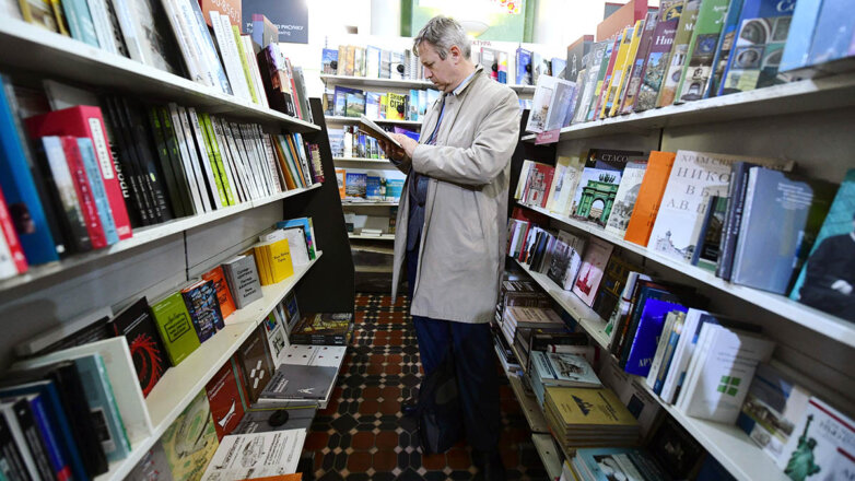 Запрет на книгу: опустеют ли витрины магазинов и полки библиотек