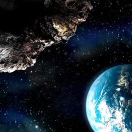 Астрономы показали два потенциально опасных астероида, которые пролетели мимо Земли