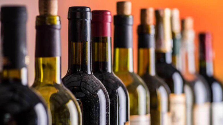 В Италии заявили о рекордном росте поставок вина в Россию за 2022 год