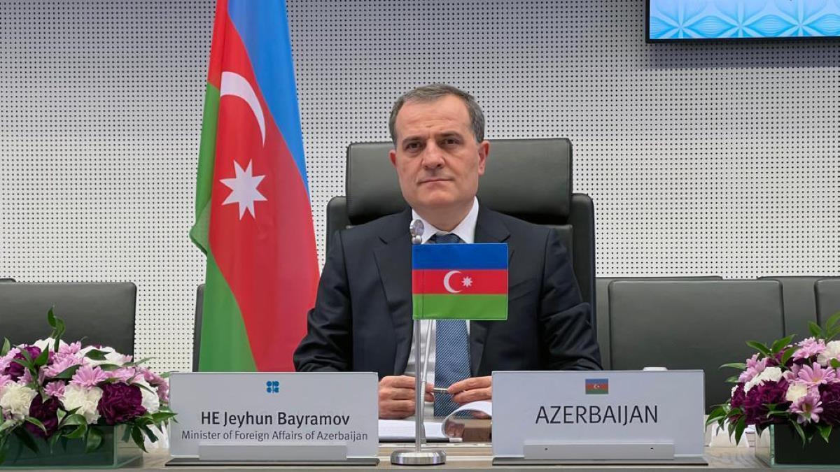 Байрамов: Азербайджан ждет от Армении новых предложений по мирному договору