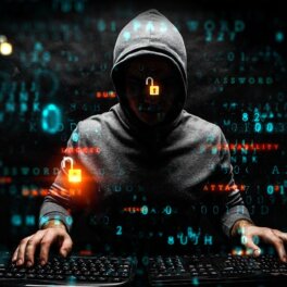 Китай опровергает обвинения Канады в причастности к кибератакам