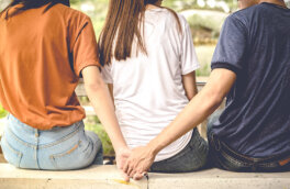 Друг или незнакомец: с кем чаще всего изменяют женатые люди