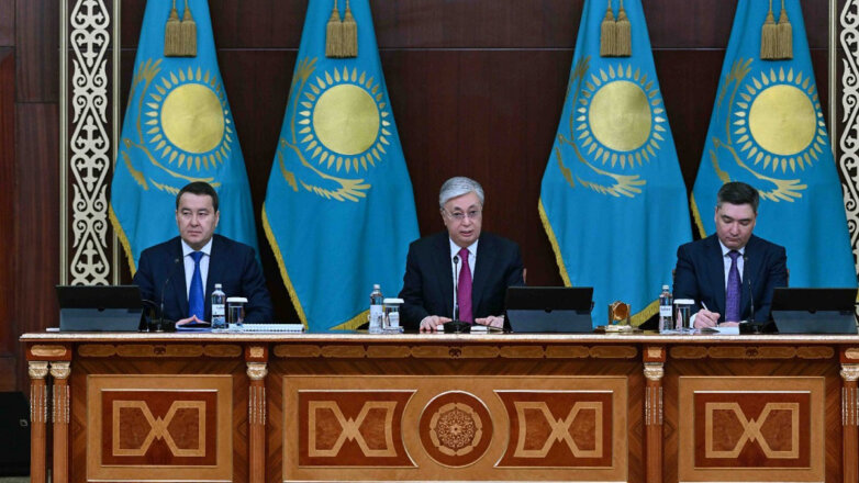 Президент Казахстана призвал сделать более эффективными социально-экономические реформы