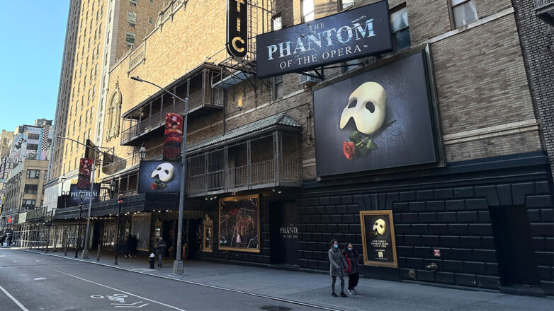 На Бродвее перестали показывать "Призрака оперы" спустя 35 лет после премьеры