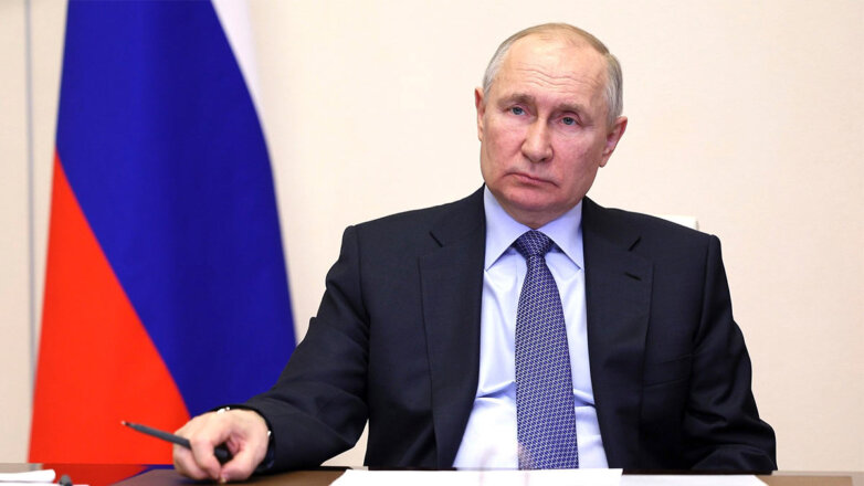 Путин выслушал доклад о ходе спецоперации в штабе Вооруженных сил в Ростове