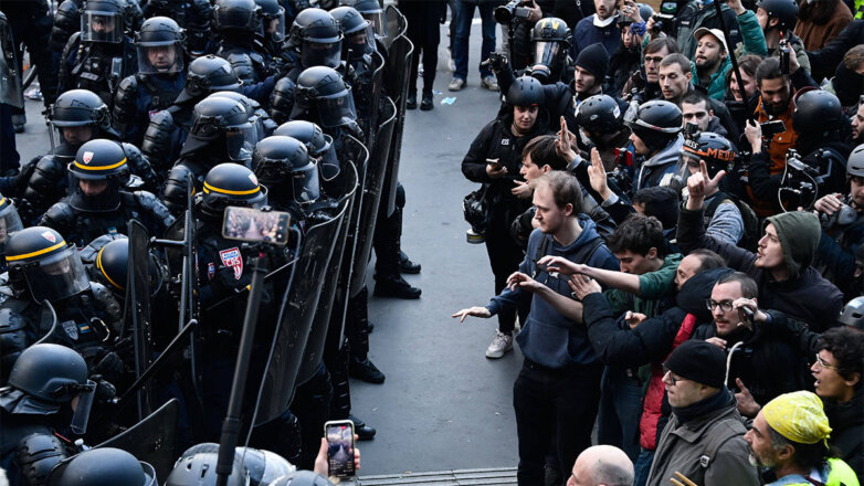 Протесты в Париже, Франция