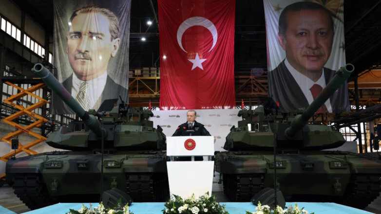 Танк Altay поступил на вооружение ВС Турции