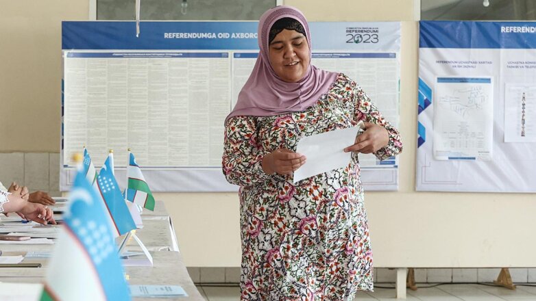 Конституционный референдум в Узбекистане признали состоявшимся