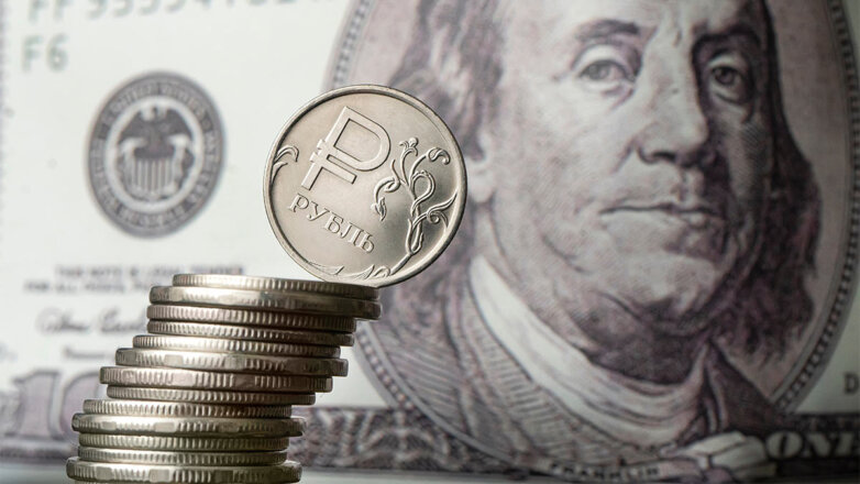 Минфин и ЦБ могут ввести лимит на покупку валюты из-за сделок с активами уходящих компаний