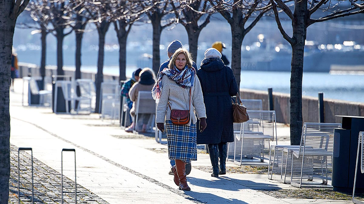 Синоптик сообщила, что в Москве началась метеорологическая весна, снег активно тает
