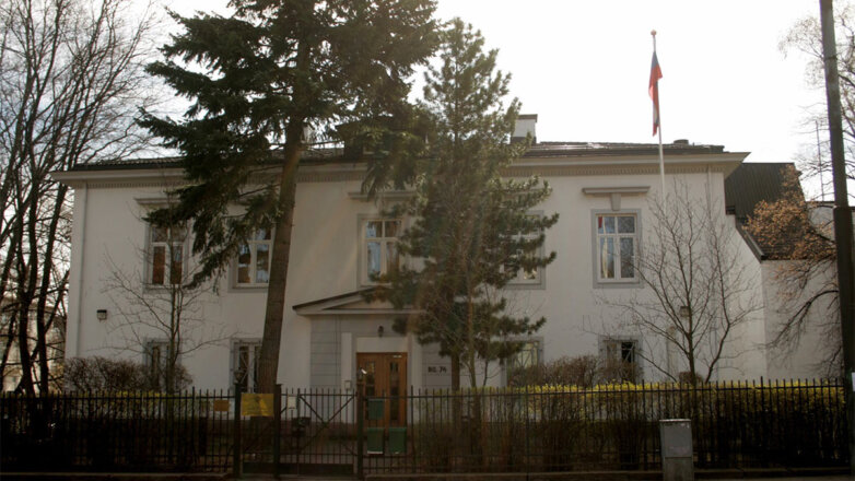 Посольство РФ в Норвегии пообещало ответные меры после высылки из страны 15 дипломатов