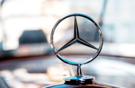Мантуров рассказал, когда начнется выпуск авто на бывших заводах Volkswagen и Mercedes