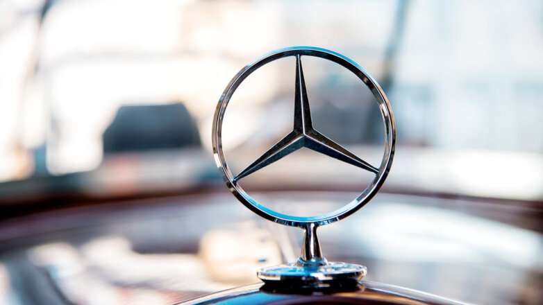 Мантуров рассказал, когда начнется выпуск авто на бывших заводах Volkswagen и Mercedes