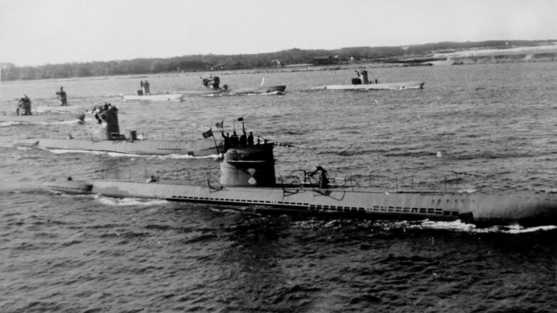 Немецкие подводные лодки на учениях на Балтике, Пиллау, 1943 год