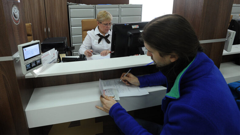 Власти Москвы рассказали, как работают социальные и медицинские учреждения в февральские праздники