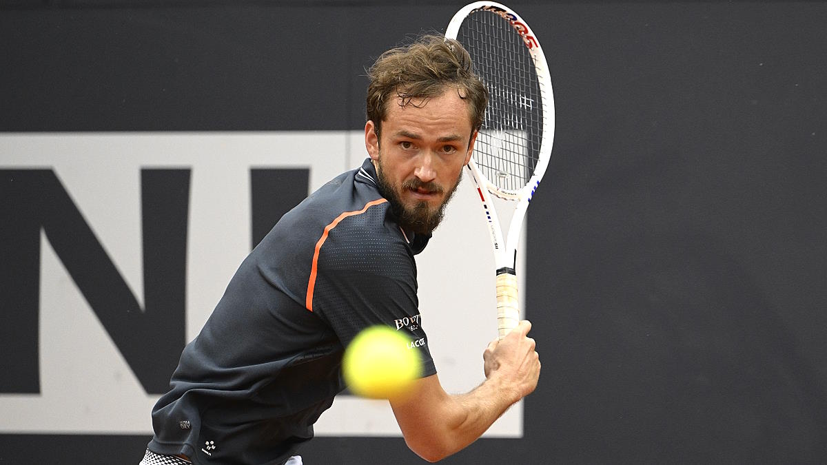 Теннисист Медведев вышел в финал турнира серии 