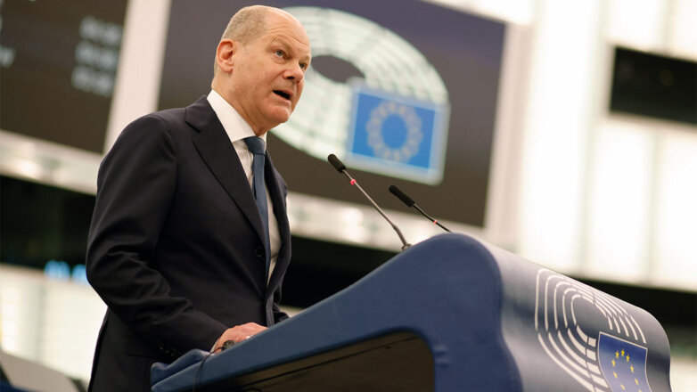 Шольц призвал ЕС не боятся "демонстрации силы" со стороны России