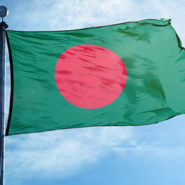 Бангладеш ввела комендантский час на фоне смертоносных протестов