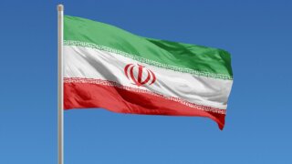 ПВО работает в нескольких провинциях Ирана на фоне сообщений о взрывах