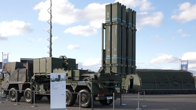 Эстония и Латвия хотят приобрести в Германии систему ПВО средней дальности Iris -T SLM