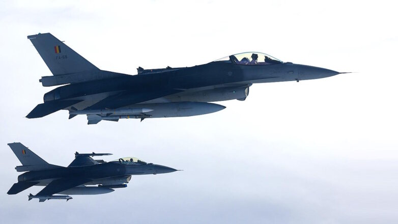 Бельгия подтвердила готовность обучать украинцев пилотированию F-16