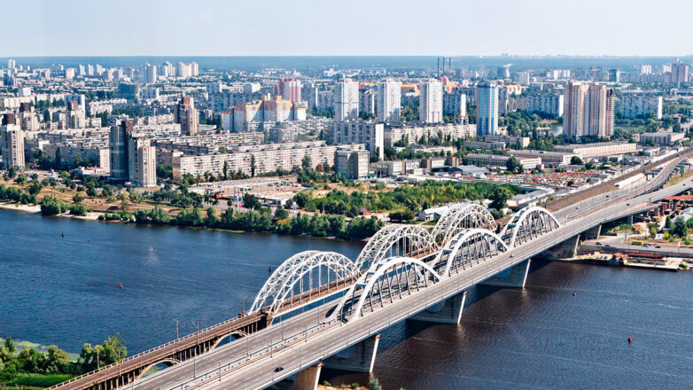 В администрации Киева заявили о повреждении резервуара с дизельным топливом