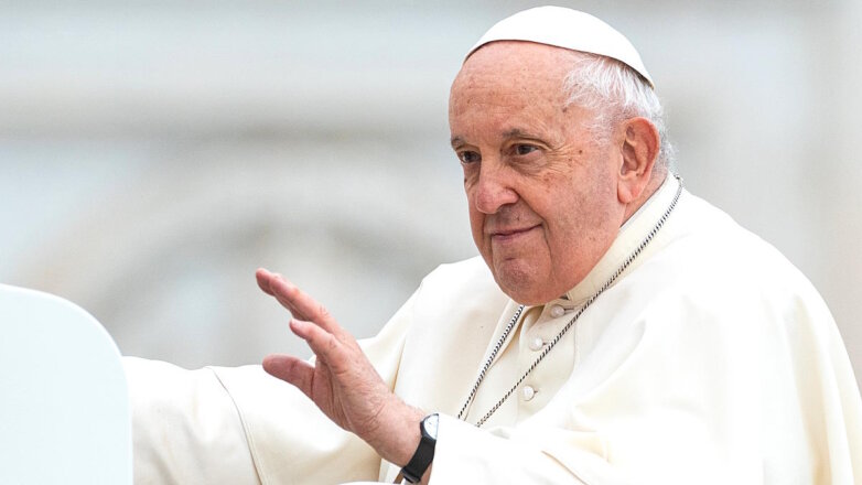 Папа римский канонизировал первую аргентинскую святую перед встречей с Милеем