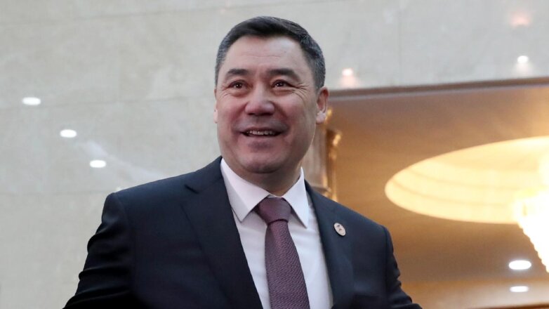 Президент Киргизии прилетел в Москву на переговоры с Путиным
