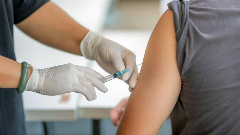 В Минздраве заявили, что дефицита вакцины от клещевого энцефалита нет