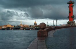 Грозы, ливни, град, шквалистый ветер и аномальная жара до +30°C ожидаются в Санкт-Петербурге