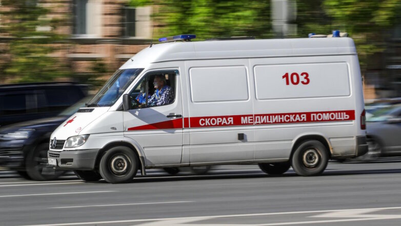 В Петербурге 99 человек госпитализировали после отравления готовой едой