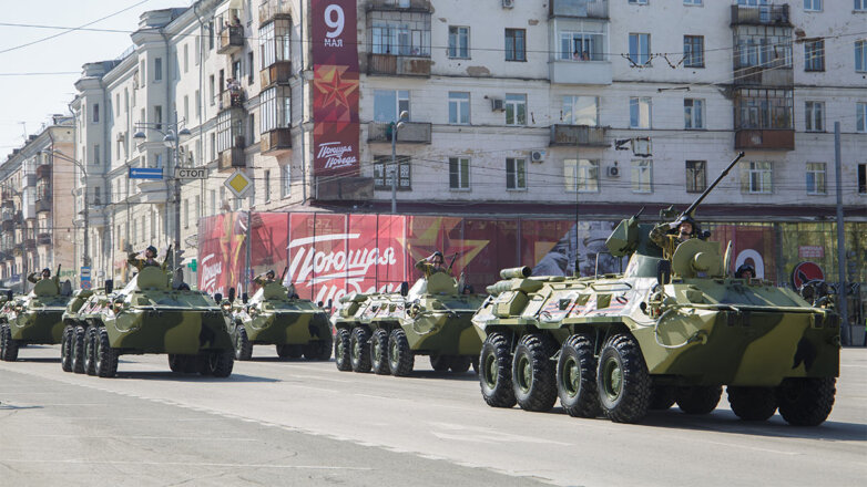 Военная техника на параде в Перми