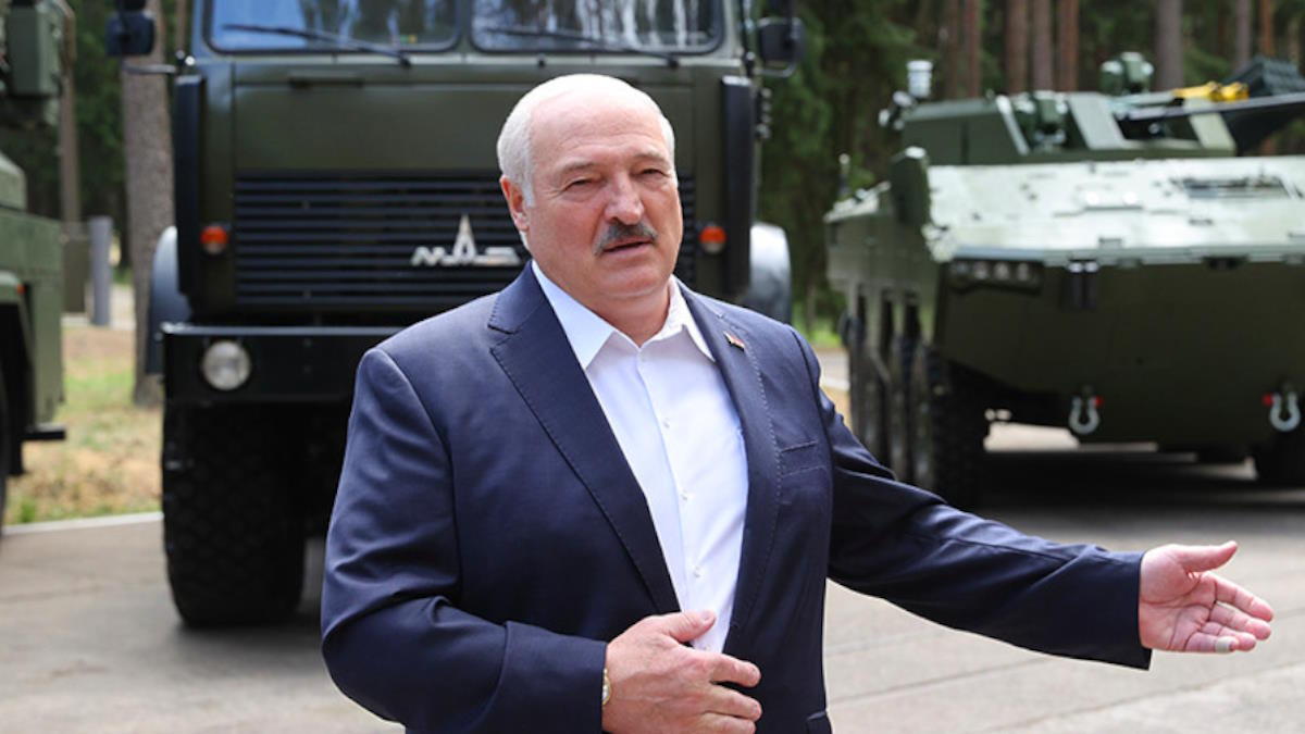 Лукашенко заявил о возможности согласовать ядерный удар 