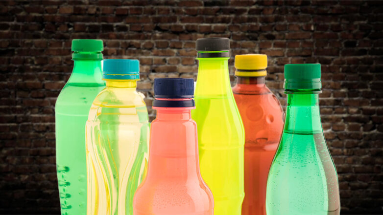 "Ъ": запрет на оборот пластиковой упаковки пока может коснуться только бутылок ряда цветов