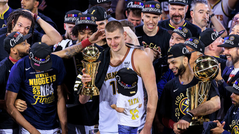 "Денвер Наггетс" впервые в истории стал чемпионом НБА