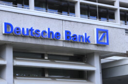 Суд РФ наложил арест на активы, счета и имущество Deutsche Bank по иску "Русхимальянса"
