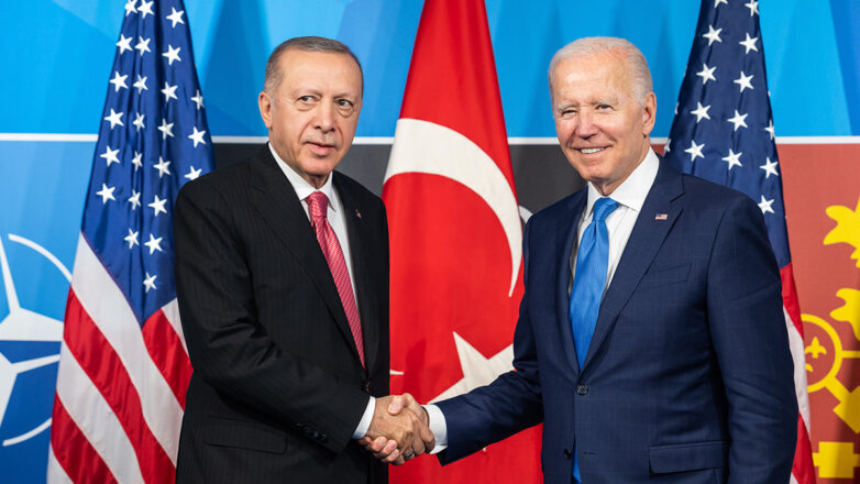 Президент Турции Реджеп Тайип Эрдоган и Президент США Джо Байден