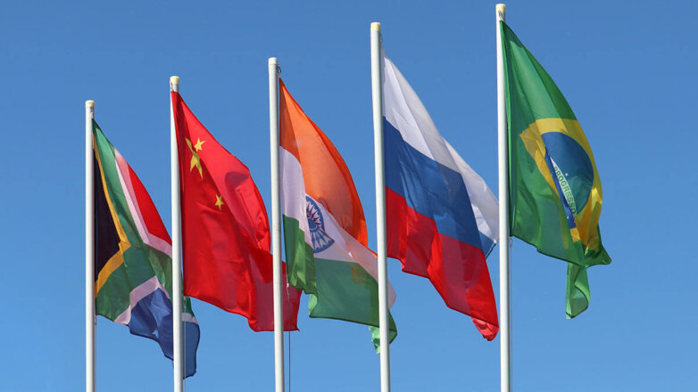 Рябков: почти 20 стран намерены присоединиться к БРИКС