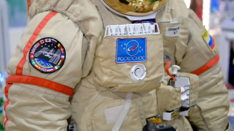 Космонавты посетовали на нехватку женщин на орбите