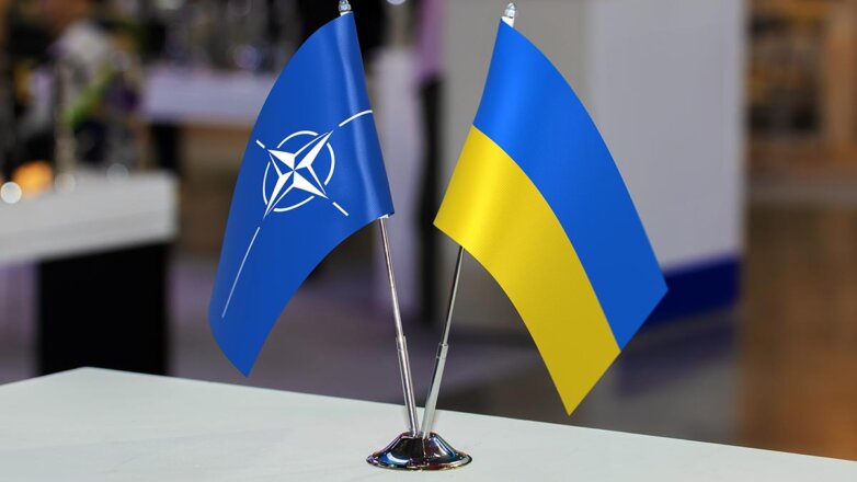Европарламент принял резолюцию с призывом к НАТО по поводу Украины