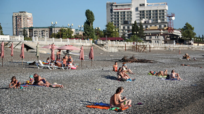 В Абхазии в несколько раз увеличили штраф за нахождение в купальнике в общественных местах