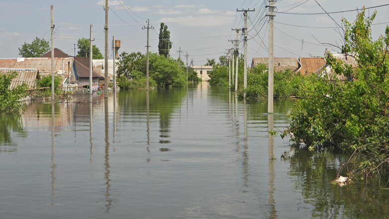 В Херсонской области спасли более 1,7 тысячи человек после обрушения Каховской ГЭС