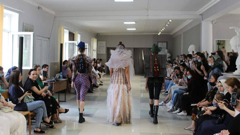Показ мод в Дагестане обернулся служебной проверкой